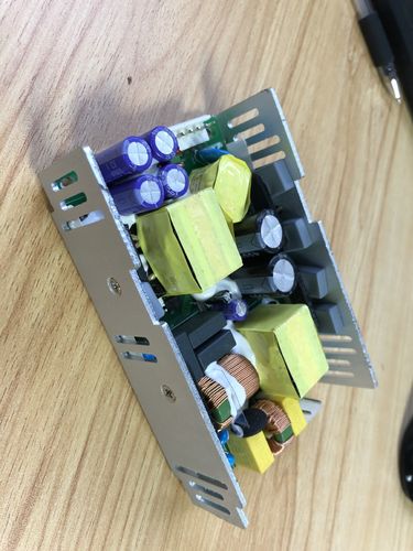 深度解析52V 28A 150W PoE交换机电源 PFC谐振技术与明伟电源在数码网络交换中的应用